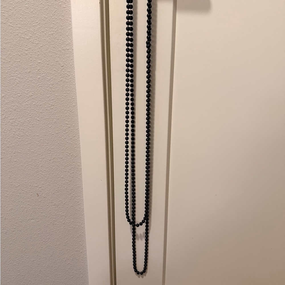 Black Beaded Necklace - Picture 4 of 5